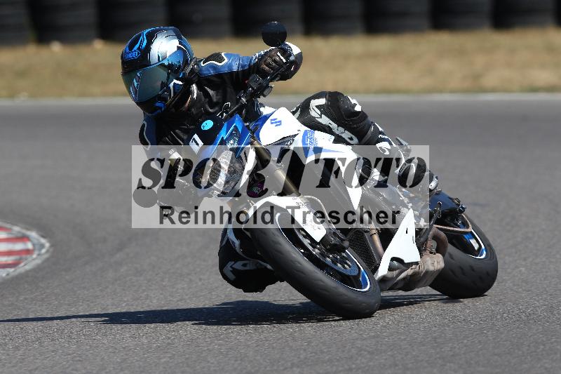 Archiv-2022/51 10.08.2022 Freeride Training ADR/Medium/1